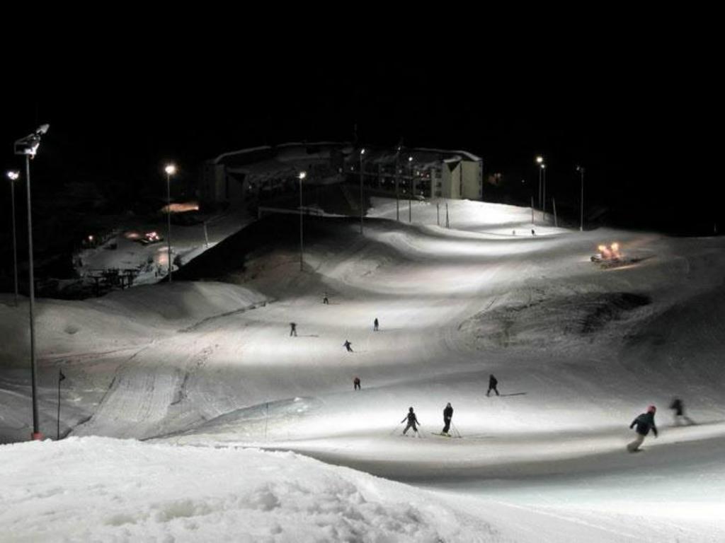 Gudauri Loft Apartment 418, Next To The Pirveli Lift Luaran gambar